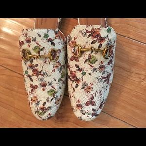 Zigi Artisan Floral with Horsebit Slides Size 9